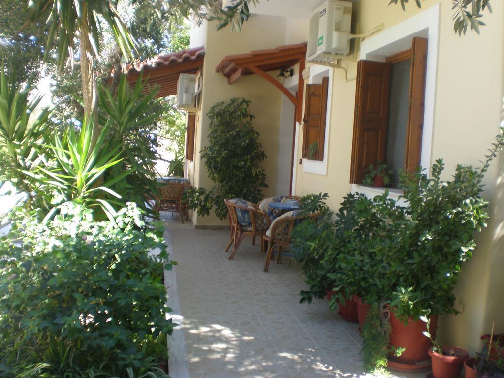 מאראת'וקאמפוס Tiki Rooms מראה חיצוני תמונה